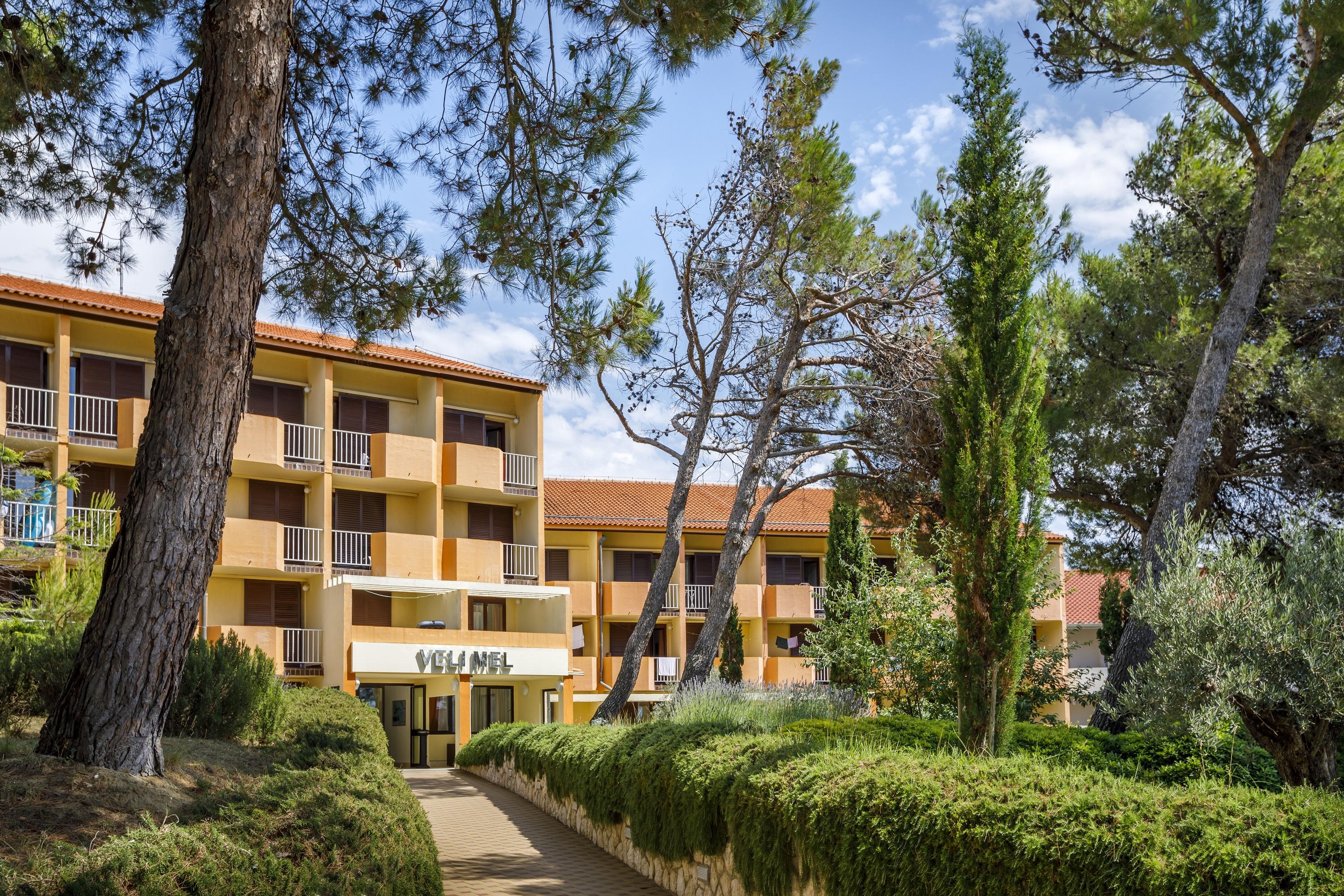 Veli Mel Hotel - San Marino Sunny Resort By Valamar Lopar Exterior photo