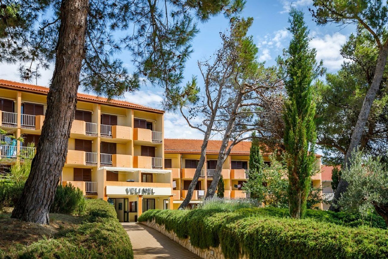 Veli Mel Hotel - San Marino Sunny Resort By Valamar Lopar Exterior photo